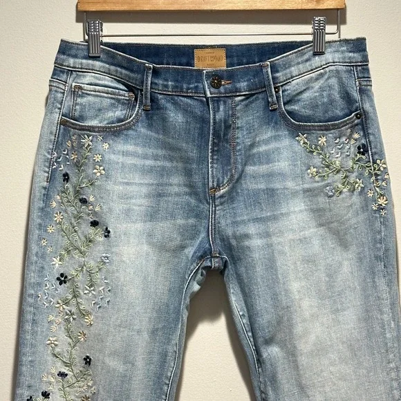 Driftwood Kelly Straight Leg Jeans Womens 32x32 Embroidered Floral Denim Boho - Picture 2 of 9